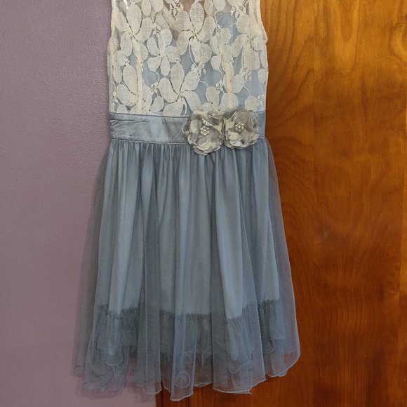 Modcloth Ryu Gray Floral Tulle Tea Dress Sz XS - Picture 8 of 8